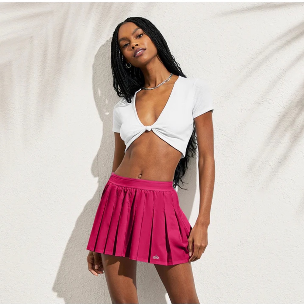 ALO Yoga knotty short sleeve